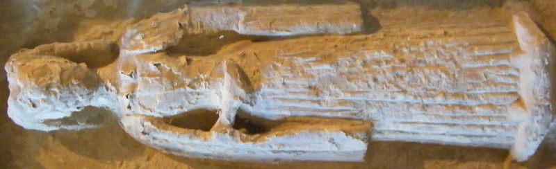 Clifton Reynes - St Mary Thomas Reynes 1390 and wife tomb 1385